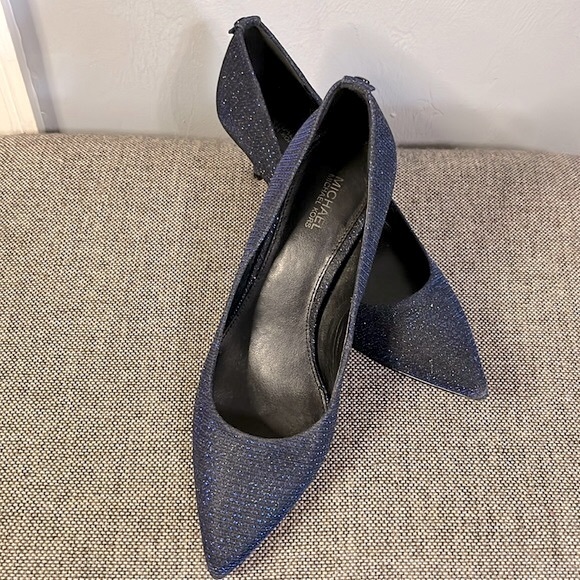 Michael Micheal Kors blue sparkly heels, size 7 1/2M - Picture 2 of 9